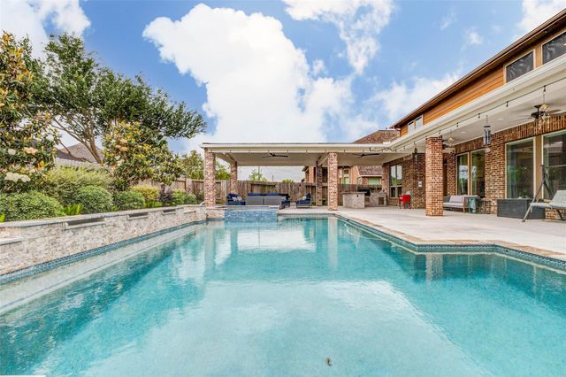 26927 Shoal Glen Lane, Katy, TX 77494