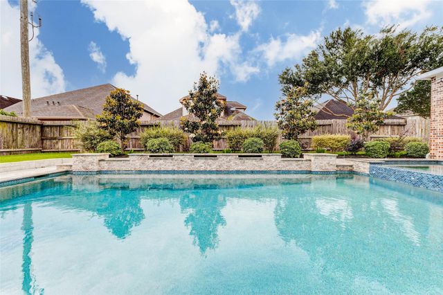 26927 Shoal Glen Lane, Katy, TX 77494