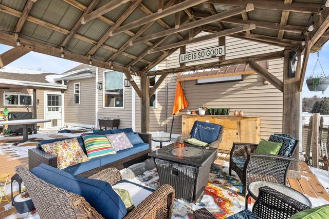 4292 STAGECOACH ROAD, Green Bay, WI 54311