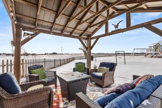 4292 STAGECOACH ROAD, Green Bay, WI 54311