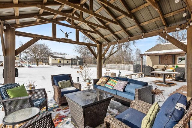 4292 STAGECOACH ROAD, Green Bay, WI 54311