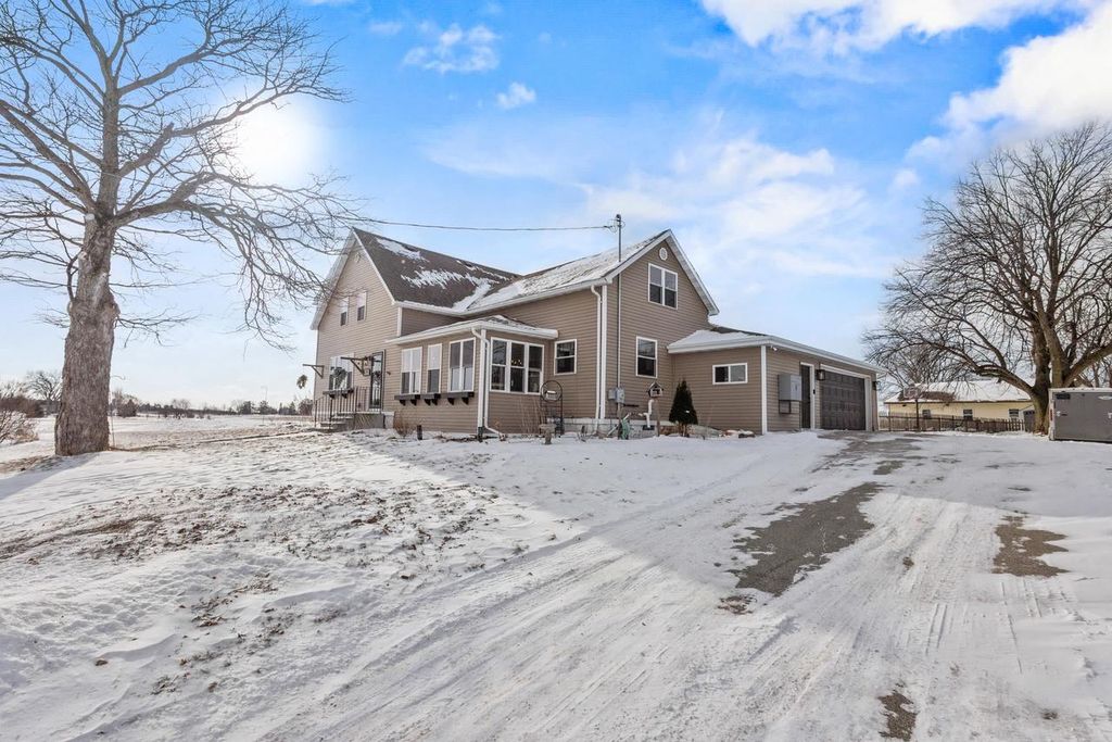 4292 STAGECOACH ROAD, Green Bay, WI 54311