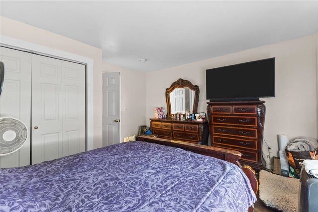 76 Ethan Allen Parkway, Burlington, VT 05408