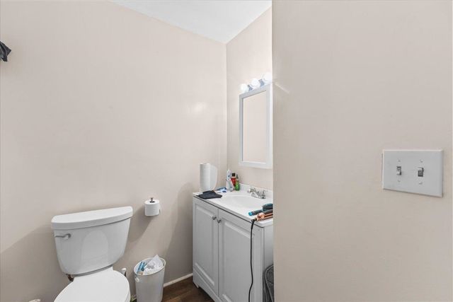76 Ethan Allen Parkway, Burlington, VT 05408