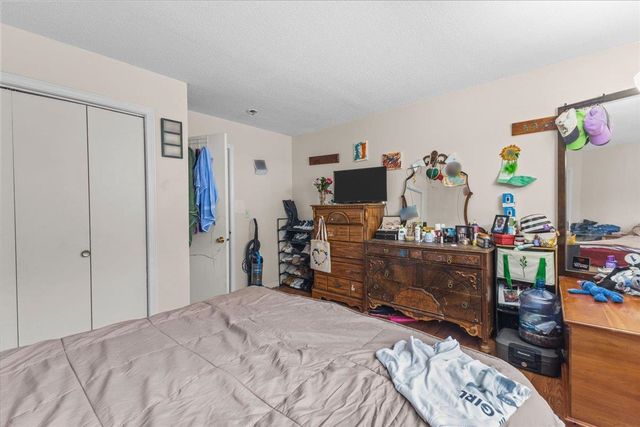 76 Ethan Allen Parkway, Burlington, VT 05408