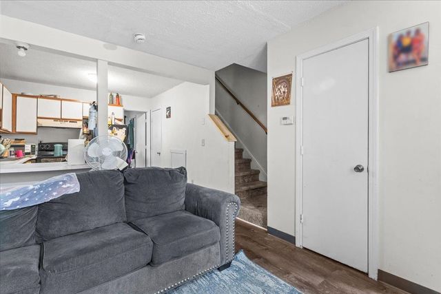 76 Ethan Allen Parkway, Burlington, VT 05408