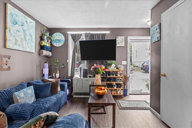 76 Ethan Allen Parkway, Burlington, VT 05408