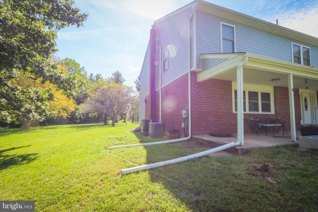 279 SCHOOLHOUSE RD, Pottstown, PA 19465 — photo 3