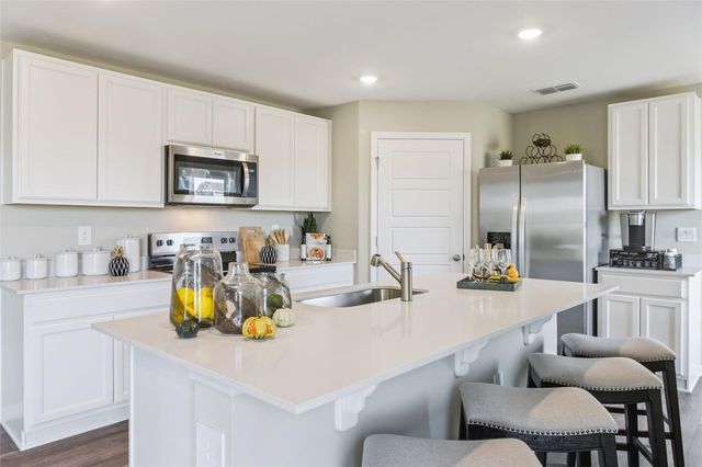 1385 JUNE LAKE LOOP, Haines City, FL 33844