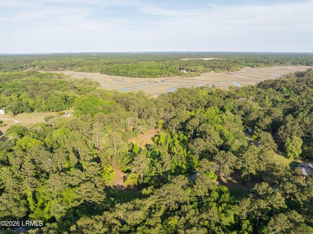 35 Trotters Loop, Beaufort, SC 29907