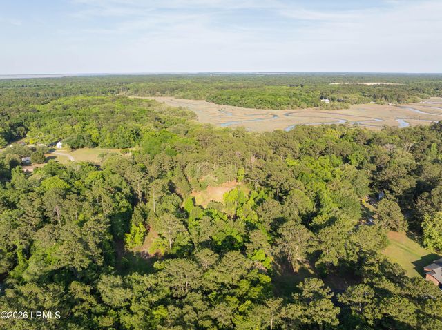35 Trotters Loop, Beaufort, SC 29907