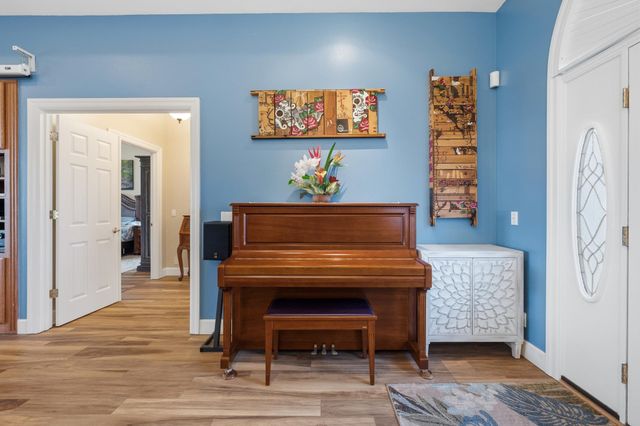 18 Areca Pl, Lahaina, HI 96761