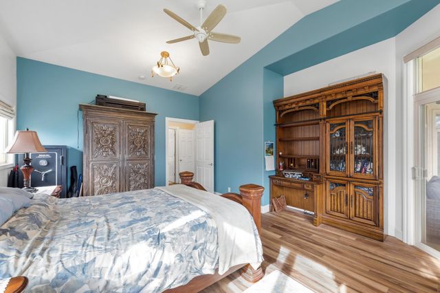 18 Areca Pl, Lahaina, HI 96761