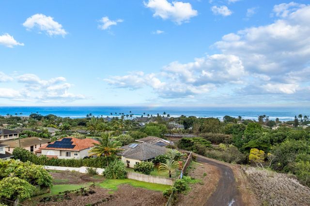 18 Areca Pl, Lahaina, HI 96761