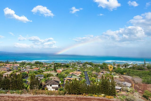 18 Areca Pl, Lahaina, HI 96761