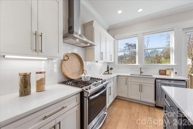 2731 Kilgo Way, Charlotte, NC 28205