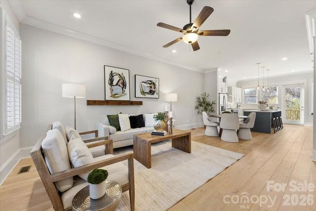 2731 Kilgo Way, Charlotte, NC 28205