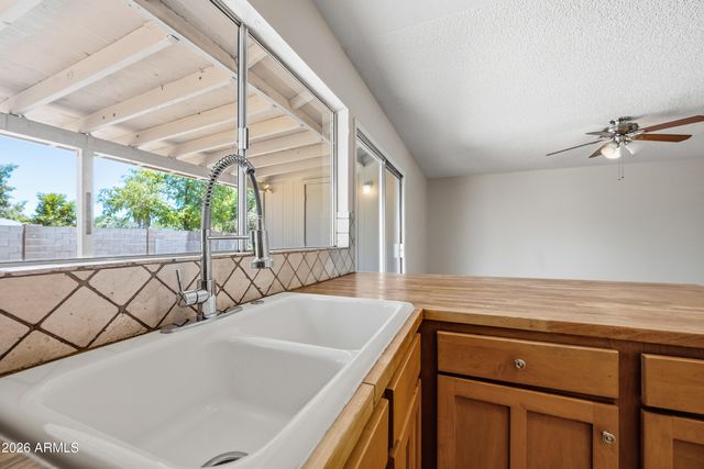 2216 W STRAFORD Drive, Chandler, AZ 85224