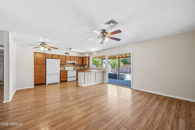 2216 W STRAFORD Drive, Chandler, AZ 85224