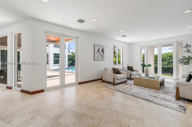 184 Paloma Drive, Coral Gables, FL 33143