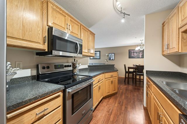 5420 100th Lane N, Brooklyn Park, MN 55443