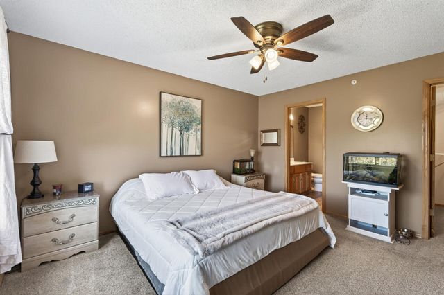 5420 100th Lane N, Brooklyn Park, MN 55443