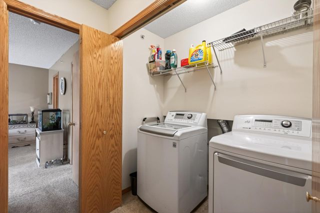 5420 100th Lane N, Brooklyn Park, MN 55443
