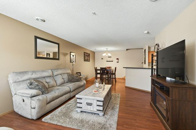 5420 100th Lane N, Brooklyn Park, MN 55443