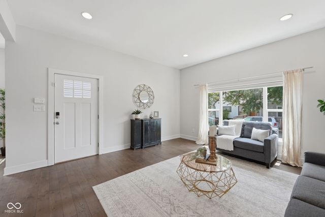 408 E Minnesota Street, Indianapolis, IN 46225