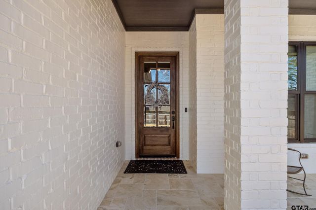 9276 Villas Ct, Tyler, TX 75703