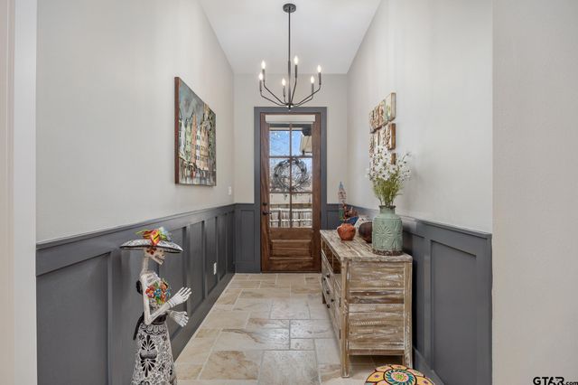 9276 Villas Ct, Tyler, TX 75703