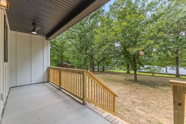 1064 Mulberry Street, Burns, TN 37029