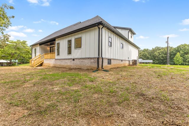 1064 Mulberry Street, Burns, TN 37029
