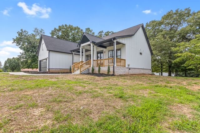 1064 Mulberry Street, Burns, TN 37029