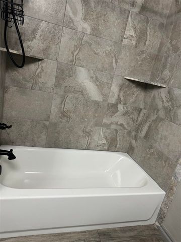 587 Spring Creek Rd, Lawton, OK 73505