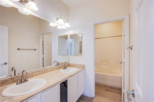 7230 Estonian Place, Las Vegas, NV 89113