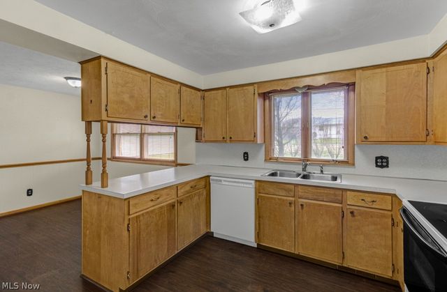 22755 Mayfair Avenue, Minerva, OH 44657