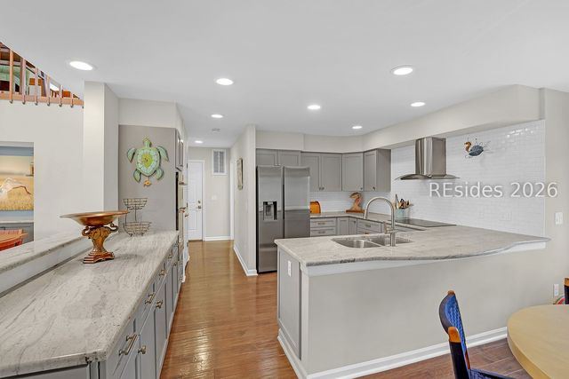 18 Leamington Ln, Hilton Head Island, SC 29928