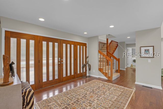 18 Leamington Ln, Hilton Head Island, SC 29928