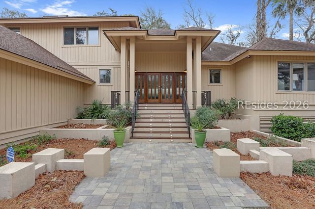 18 Leamington Ln, Hilton Head Island, SC 29928