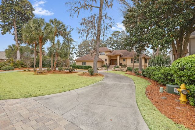 18 Leamington Ln, Hilton Head Island, SC 29928