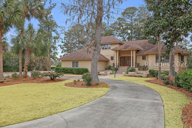 18 Leamington Ln, Hilton Head Island, SC 29928