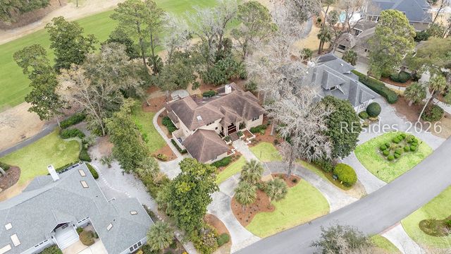 18 Leamington Ln, Hilton Head Island, SC 29928