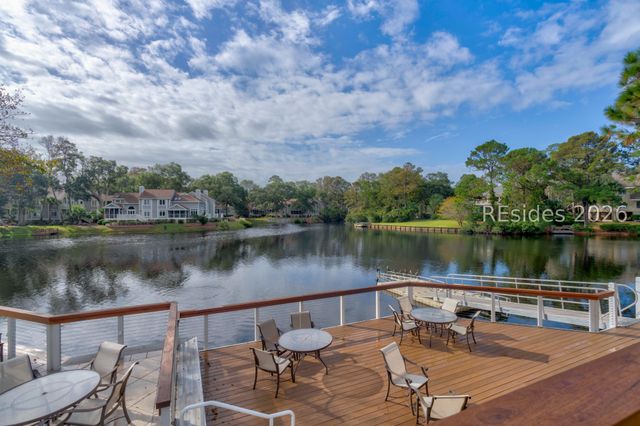 18 Leamington Ln, Hilton Head Island, SC 29928