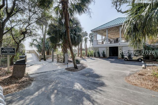 18 Leamington Ln, Hilton Head Island, SC 29928