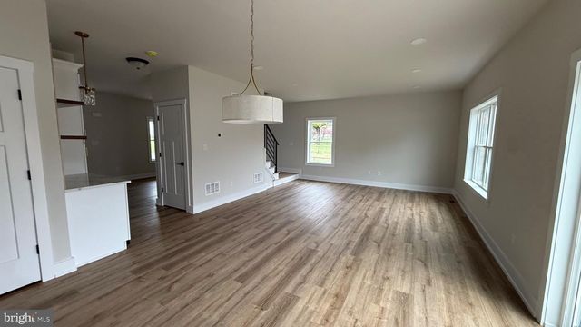 730 E 2ND ST, Florence, NJ 08518