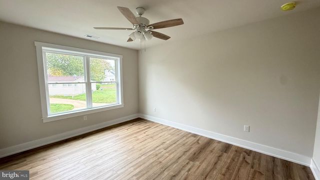 730 E 2ND ST, Florence, NJ 08518