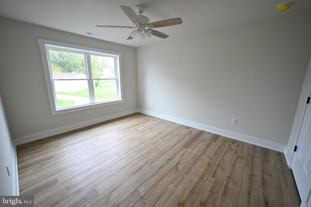 730 E 2ND ST, Florence, NJ 08518