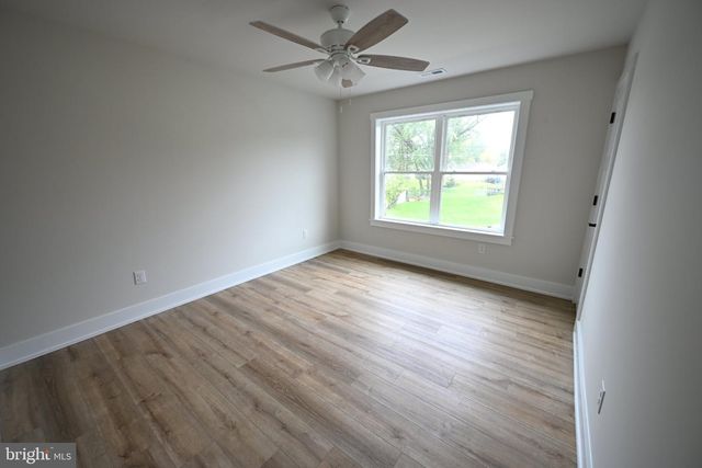 730 E 2ND ST, Florence, NJ 08518