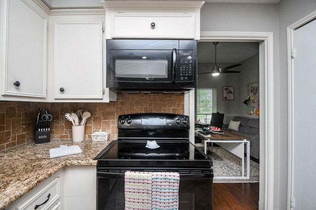 2107 Richmond Drive, Richmond, TX 77406